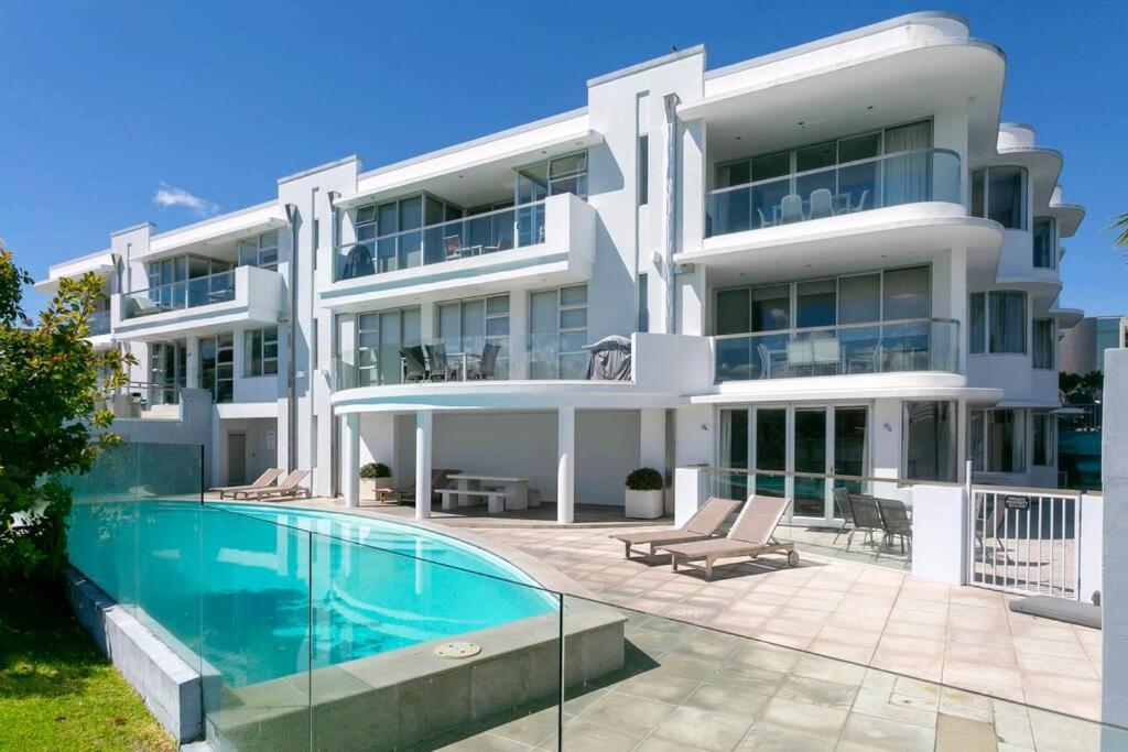 Waimahana - Luxury By The Lake Таупо Екстериор снимка